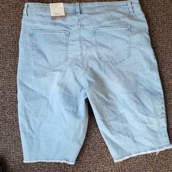 NEW! Style & Co Raw Edge Bermuda Denim Jean Shorts - Picture 3 of 6